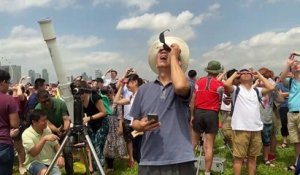 Une éclipse "cercle de feu" régale les amateurs en Asie