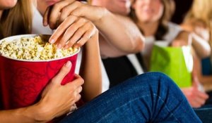 Pourquoi mange-t-on du pop-corn au cinéma
