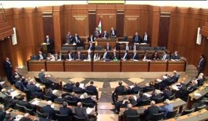Liban : le Parlement vote la confiance au gouvernement, des manifestations font plus de 370 blessés