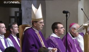 Le cardinal français Philippe Barbarin annonce que le pape a accepté sa démission