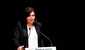 Municipales à Paris : Anne Hidalgo en tête devant Rachida Dati