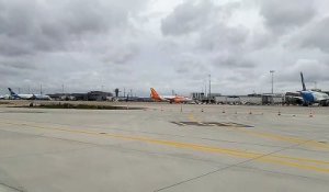Une centaine d'avions cloués au sol à l'aéroport d'Orly