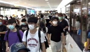 No Comment : à Hong Kong, manifestations simultanées dans des centres commerciaux