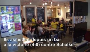 Bundesliga: faute de stade, des fans de Dortmund suivent le match dans un bar