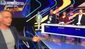 Coronavirus - Samuel Etienne présente les mesures mises en place sur le plateau du jeu de France 3 "Questions pour un champion" - VIDEO