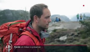 Norvège : le Preikestolen, cette falaise de 600 m de haut, continue de fasciner les touristes