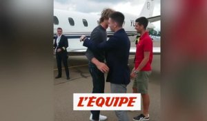 Djokovic accueille Zverev et Thiem à l'aéroport - Tennis - Adria Tour