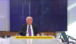 Emmanuel Macron est-il un bon président ? "Je pense qu'il a montré des qualités assez exceptionnelles, je m'interroge s'il y a, sur le marché politique, un talent qui lui est supérieur", juge l'ancien Premier ministre Jean-Pierre Raffarin