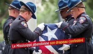 Le Mississippi abandonne son drapeau confédéré