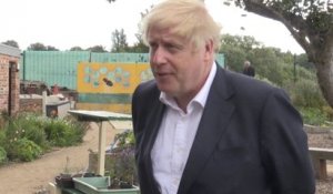 Le Premier ministre britannique Boris Johnson défend la quarantaine imposée aux voyageurs venant d’Espagne