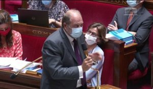 "Personne n'a le monopole de la famille": Éric Dupond-Moretti défend la loi bioéthique devant l'Assemblée nationale