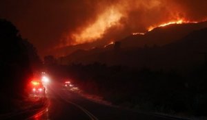 Énorme incendie en Californie : des centaines de maisons évacuées