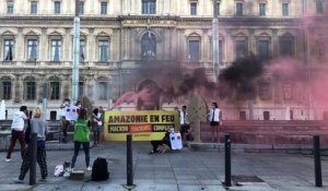 Marseille : mobilisation de GreenPeace devant la Préfecture