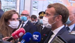 Emmanuel Macron ironise sur le "kamasutra de l'ensauvagement" de la presse