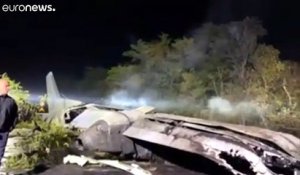 Crash d'avion en Ukraine : 26 morts, Zelensky au chevet de l'unique survivant