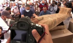L'Egypte présente 59 sarcophages vieux de 2600 ans