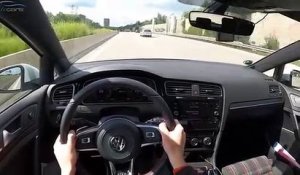 Une voiture en percute une autre à 240 km/h