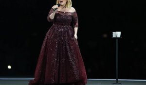 Adele présentera Saturday Night Live l'année prochaine