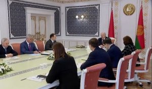 Bélarus : Loukachenko compare le mouvement de contestation à une "guerre terroriste"