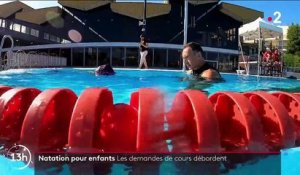 Sport : les cours de natation pris d'assaut par les enfants