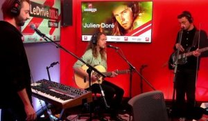 Julien Doré interprète "Aline" en live dans #LeDriveRTL2 (09/11/20)