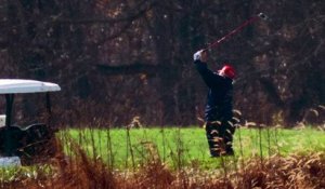 De la Maison Blanche au golf, Donald Trump s'entête