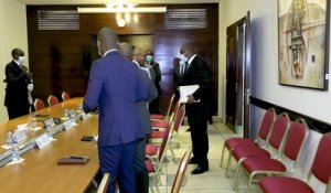 Le Premier Ministre Hamed Bakayoko échange avec l'Ambassadeur des Pays-Bas
