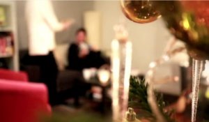 Les artistes auvergnats chantent Noël : Comme John - Christmas is coming