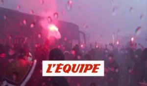 Chants et fumigènes, chaude ambiance avant Rennes-Lille - Foot - L1 - Rennes