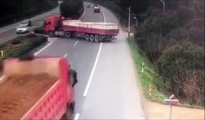 Un chauffeur de camion un peu trop pressé de doubler