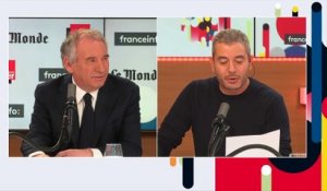 Questions politiques - Proportionnelle : François Bayrou favorable à un référendum "en même temps que les régionales"