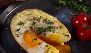 Pommes de terre farcies à l'oeuf