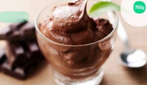 Mousse au chocolat onctueuse et légère