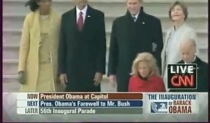 INVESTITURE OBAMA – 18h50, Obama raccompagne Bush