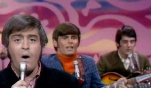 The Turtles - She'd Rather Be With Me (Live On The Ed Sullivan Show, May 14, 1967)