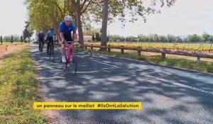 Vélo : un maillot pour inciter les automobilistes à garder leurs distances avec les cyclistes