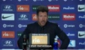 36e j. - Simeone "ému" par les chants des supporters