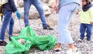 Marseille : L'association "1 déchet par jour" lance l'opération "Tarpin propre"