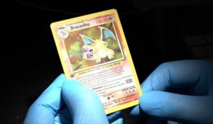 Cartes Pokémon : dans l’antre des experts qui certifient vos «Dracaufeu»