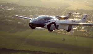 La AirCar de Klein Vision réussit un vol de 100 kilomètres