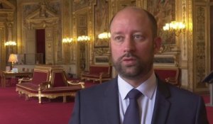 Passe sanitaire: le sénateur Loïc Hervé condamne le changement de pied du gouvernement
