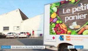 Solidarité : sur les routes de Bretagne pour distribuer des colis alimentaires