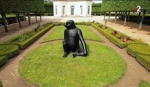 Les sculptures fantastiques des époux Lalanne investissent les jardins du château de Versailles