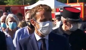 Emmanuel Macron - Merci aux plus de 900 pompiers mobilisés pour combattre les violents incendies qui sévissent dans le Var. J'exprime la solidarité de la Nation à l'ensemble des sinistrés.