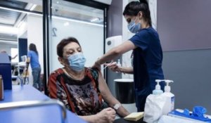 L'Israël affronte un pic d'infections de covid-19, malgré un haut taux de vaccination