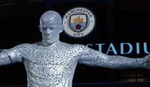 Manchester City - Les statues de Kompany et David Silva dévoilées
