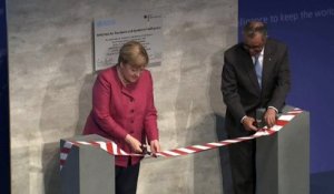 Angela Merkel inaugure à Berlin un centre de l'OMS destiné à détecter les futures pandémies