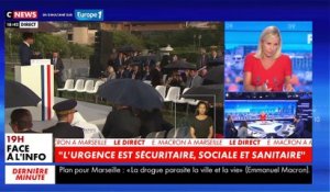 Regardez le discours d'Emmanuel Macron interrompu par la pluie et les invités qui s'enfuient: "Il faut quand même venir à Marseille pour avoir la pluie!"