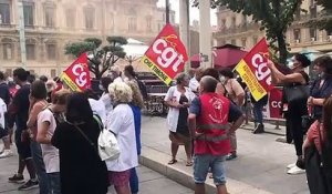Marseille. Des soignants manifestent contre le pass sanitaire devant la préfecture