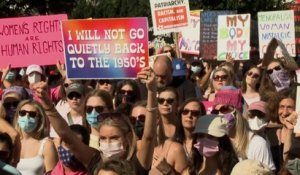« Je n'arrive pas à croire qu'il faille encore manifester » : des milliers d'Américaines défendent le droit à l'avortement